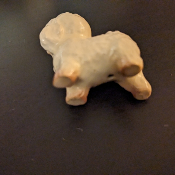 Miniature Bichon Frise figurine - Picture 4 of 4